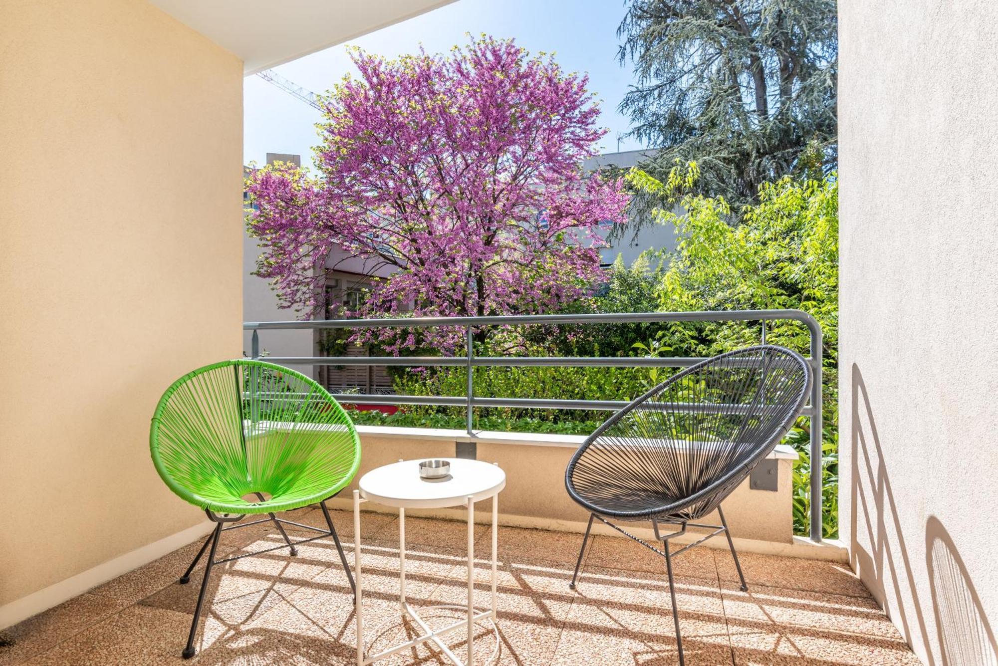 L'azalee - 106m2 Quartier Monplaisir 8 *